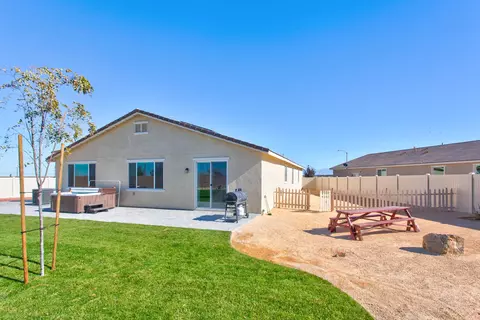 45135 Landing Pl, Lancaster, CA 93536 photo 36