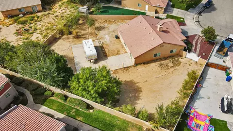 556 Koufax Dr, Lancaster, CA 93535 photo 28