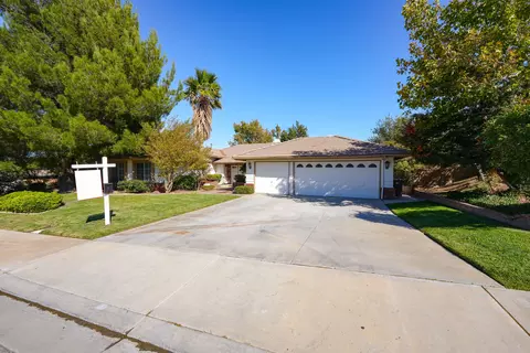 41242 Maple St, Palmdale, CA 93551
