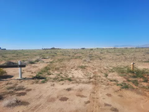 Santos - Dumont Court, California City, CA 93505