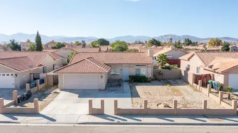 5856 Charlotte Pl, Palmdale, CA 93552