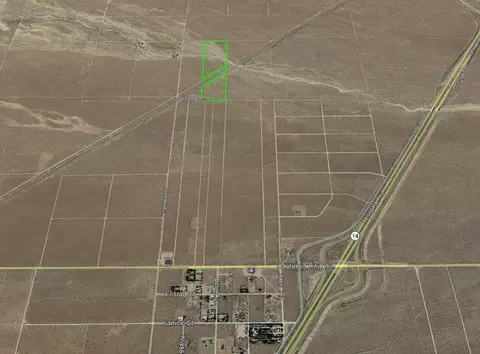 Lutie & Thomas St, Mojave, CA 93501 photo 3