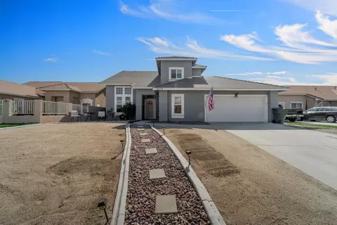 2532 Summerchase Ave, Rosamond, CA 93560