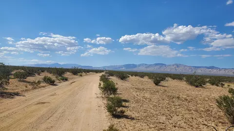 Raymond Ave Near Jamison St, California City, CA 93505