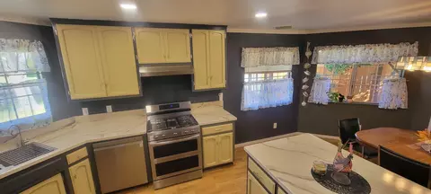725 Ginger Ave, Ridgecrest, CA 93555 photo 16