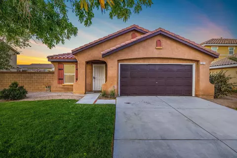 1851 Kettering St E, Lancaster, CA 93535 photo 2
