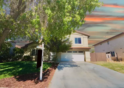 44146 Camellia St, Lancaster, CA 93535
