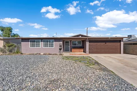 1535 Sweetbrier St, Palmdale, CA 93550
