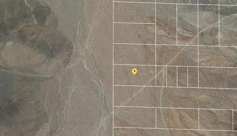 Hodge, Barstow, CA 92311 photo 2