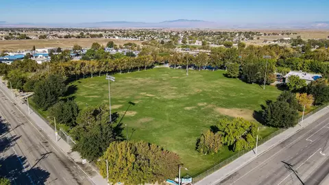 44752 Jefferson Ct, Lancaster, CA 93535 photo 37