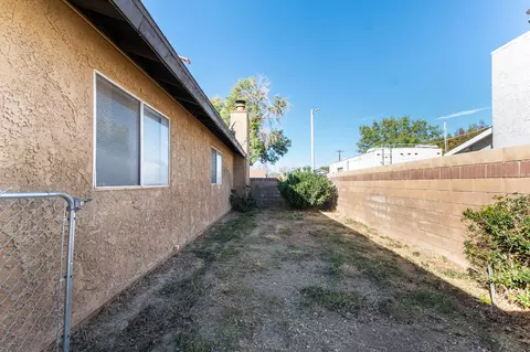 44752 Jefferson Ct, Lancaster, CA 93535 photo 35