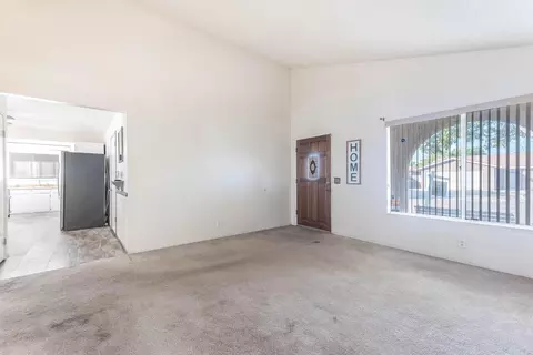 44752 Jefferson Ct, Lancaster, CA 93535 photo 6