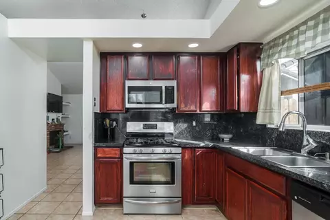 36920 Charter Ct, Palmdale, CA 93552 photo 11