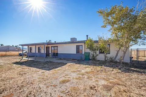 47311 93rd St W, Lancaster, CA 93536