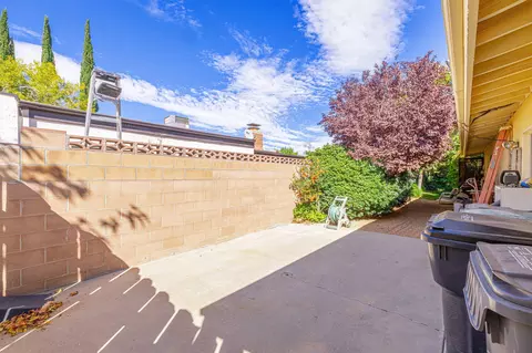 44100 Halcom Ave, Lancaster, CA 93536 photo 27