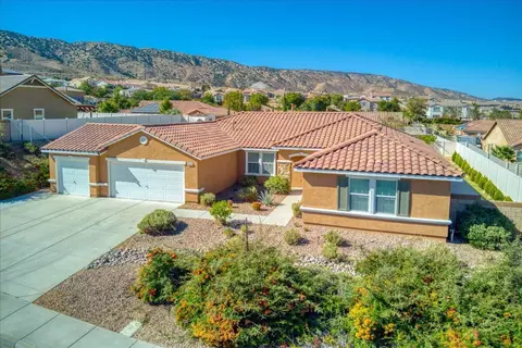 41637 Sherry Way, Palmdale, CA 93551