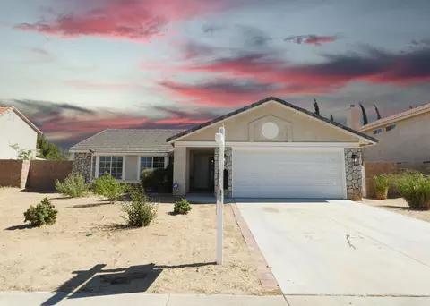 4260 Avenue S4 E, Palmdale, CA 93552