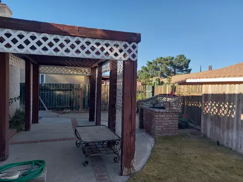14304 Lear St, Mojave, CA 93501 photo 14