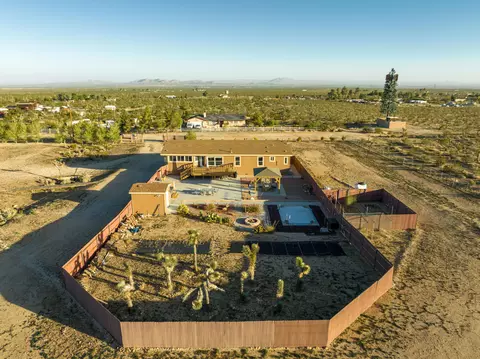 16850 Ave W 8 E, Llano, CA 93544 photo 14