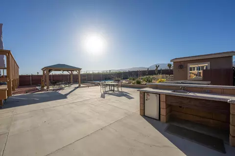 16850 Ave W 8 E, Llano, CA 93544 photo 76