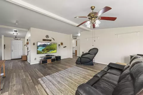 16850 Ave W 8 E, Llano, CA 93544 photo 38