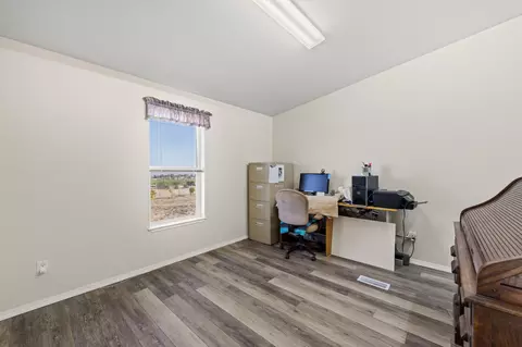 16850 Ave W 8 E, Llano, CA 93544 photo 44