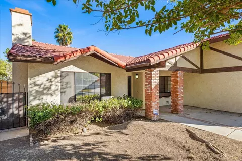 1315 Chagal Ave, Lancaster, CA 93535