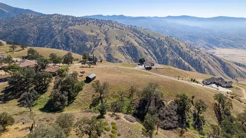 Percheron Place, Tehachapi, CA 93561 photo 8
