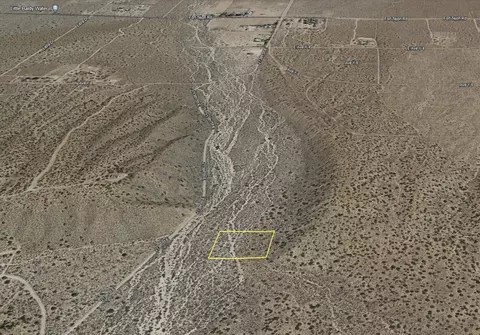 Vic Avenue Z 214 Ste, Llano, CA 93544