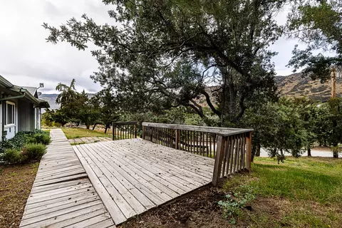 26300 Columbia Way, Tehachapi, CA 93561 photo 4