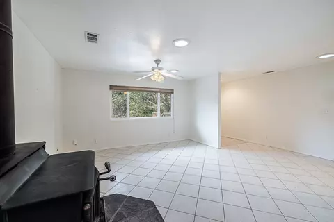 26300 Columbia Way, Tehachapi, CA 93561 photo 8