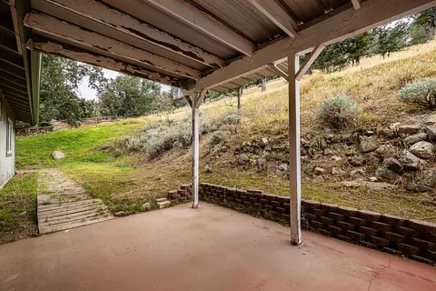 26300 Columbia Way, Tehachapi, CA 93561 photo 23