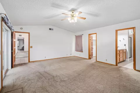 1218 Pasteur Dr, Lancaster, CA 93535 photo 17