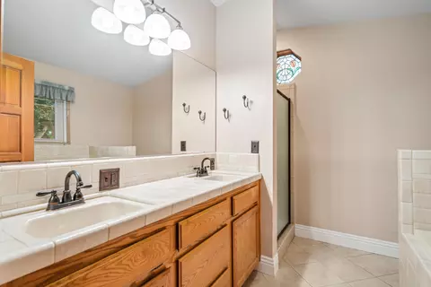1218 Pasteur Dr, Lancaster, CA 93535 photo 20