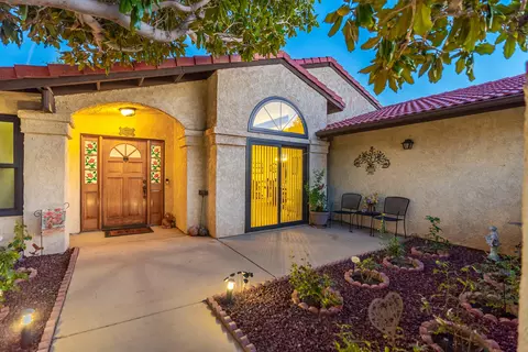 1218 Pasteur Dr, Lancaster, CA 93535 photo 3