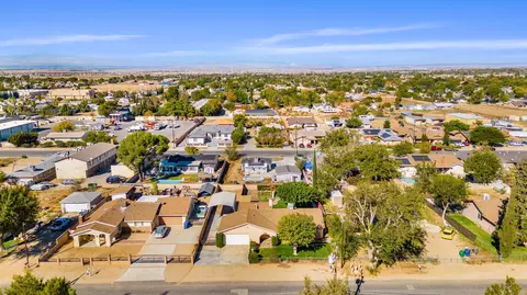 4821 Avenue L13 W, Lancaster, CA 93536