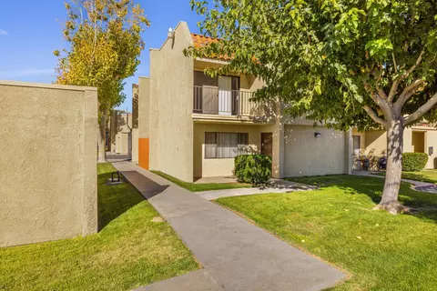 44200 Kingtree Ave #47, Lancaster, CA 93534