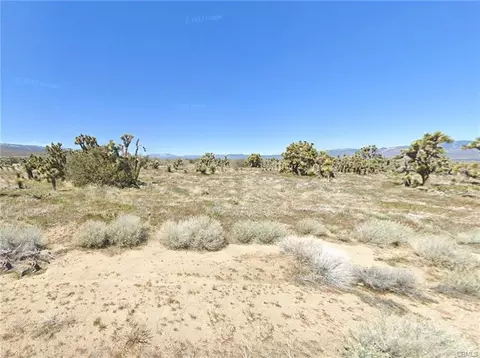 211 Th St W Avenue D4, Fairmont, CA 93536