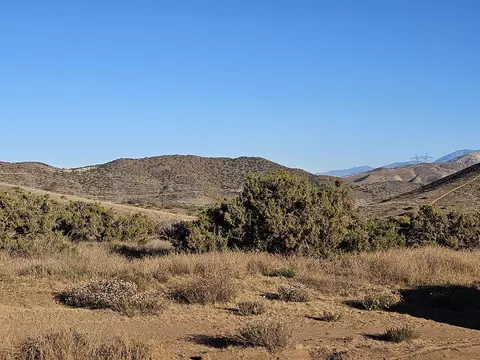 Haxby St Vic Eagle Butte, Acton, CA 93510 photo 9