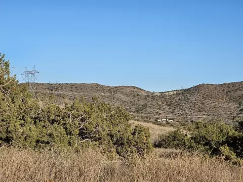 Haxby St Vic Eagle Butte, Acton, CA 93510 photo 3