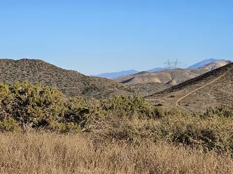 Haxby St Vic Eagle Butte, Acton, CA 93510 photo 4