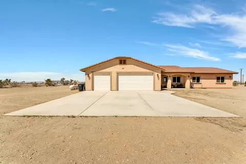 3014 Manzano Rd, Pinon Hills, CA 92372