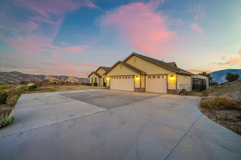 27550 Skyline Dr, Tehachapi, CA 93561 photo 3