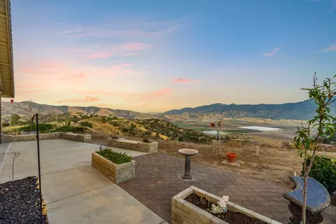 27550 Skyline Dr, Tehachapi, CA 93561 photo 34