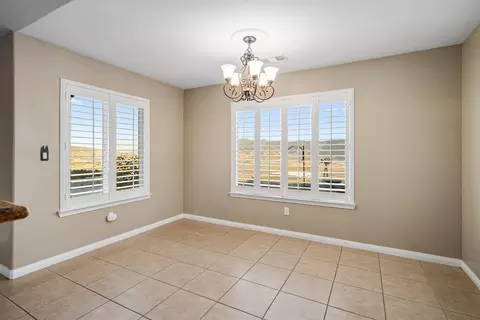 27550 Skyline Dr, Tehachapi, CA 93561 photo 13