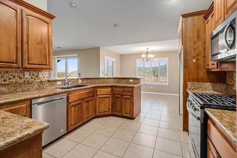 27550 Skyline Dr, Tehachapi, CA 93561 photo 17