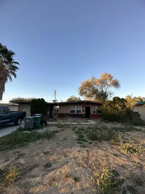 1127 Ave J 12 W, Lancaster, CA 93534