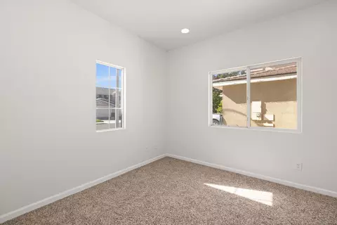 5319 S4 Ave E, Palmdale, CA 93552 photo 6