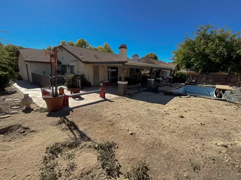 4065 Saddleback Rd, Palmdale, CA 93552 photo 16