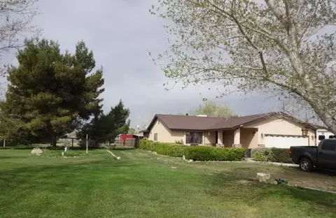 47411 90th St W, Lancaster, CA 93536